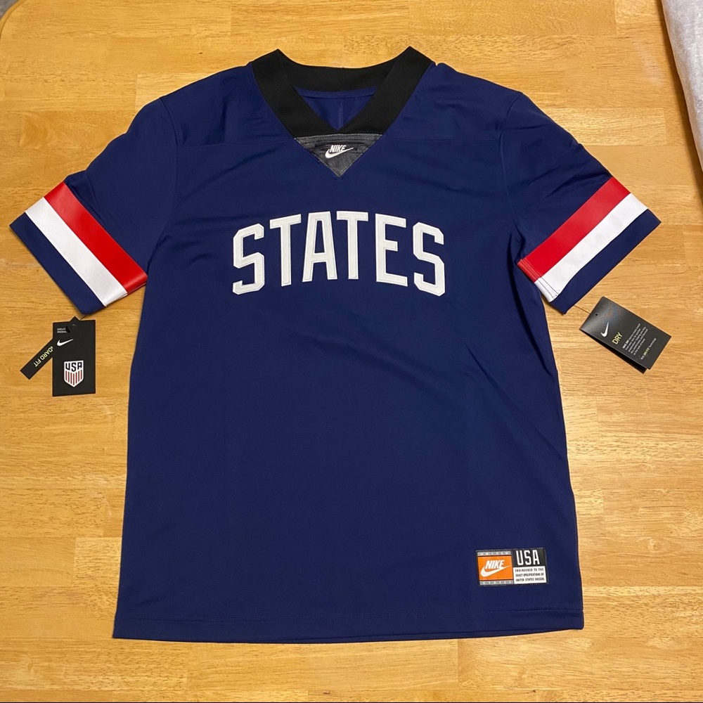 Nike USMNT Football Jersey Men’s Size Medium NWT